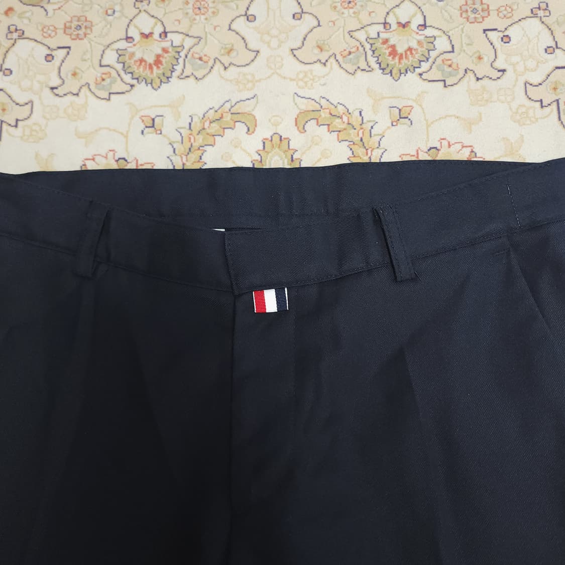 톰브라운 코튼 슬랙스 팬츠
29 상품이미지3