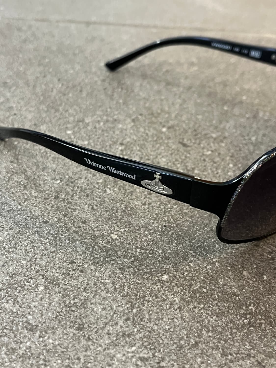 비비안 웨스트우드 보잉 선글라스 상품이미지8