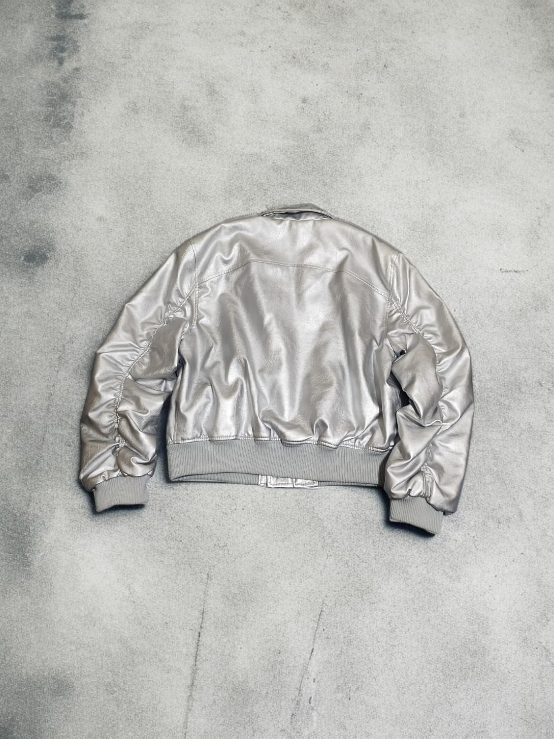 자라 메탈릭 레더 실버 재킷 상품이미지2