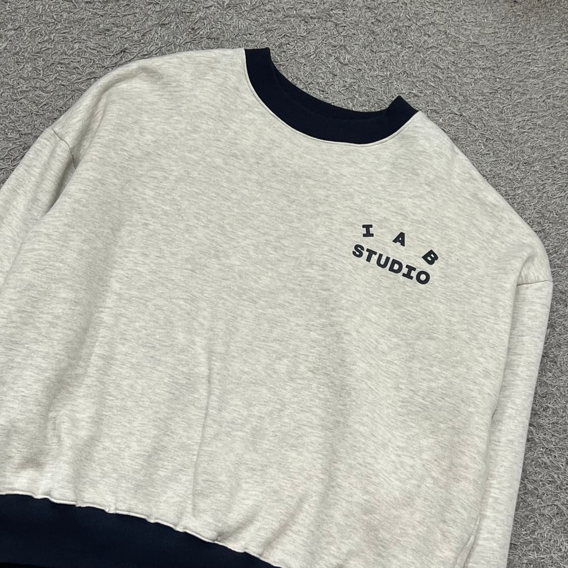 [95-100] 아이앱 스튜디오 맨투맨 상품이미지1