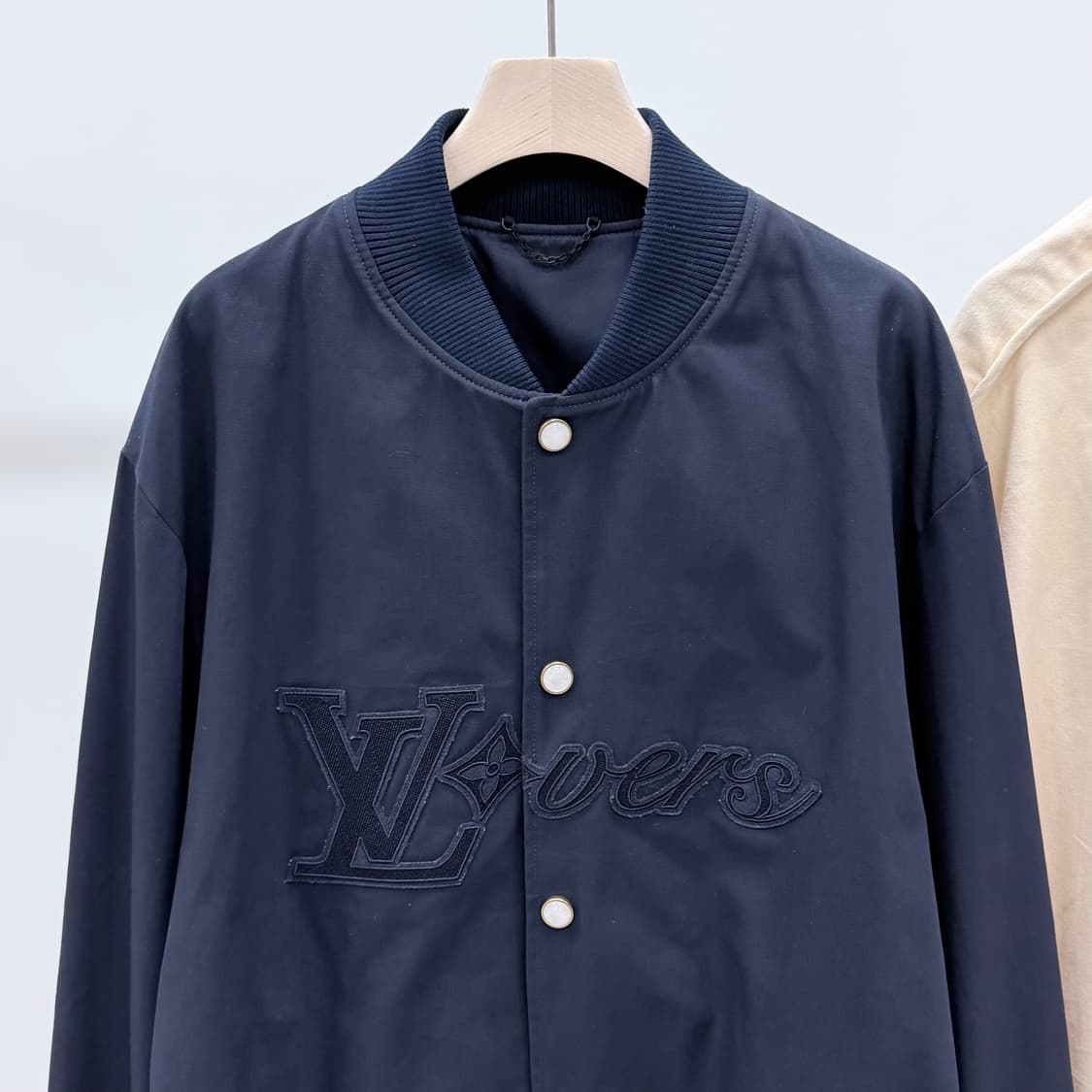 [S+급/58] 루이비통 엠브로이더드 코튼 보머 블루종 자켓 상품이미지2