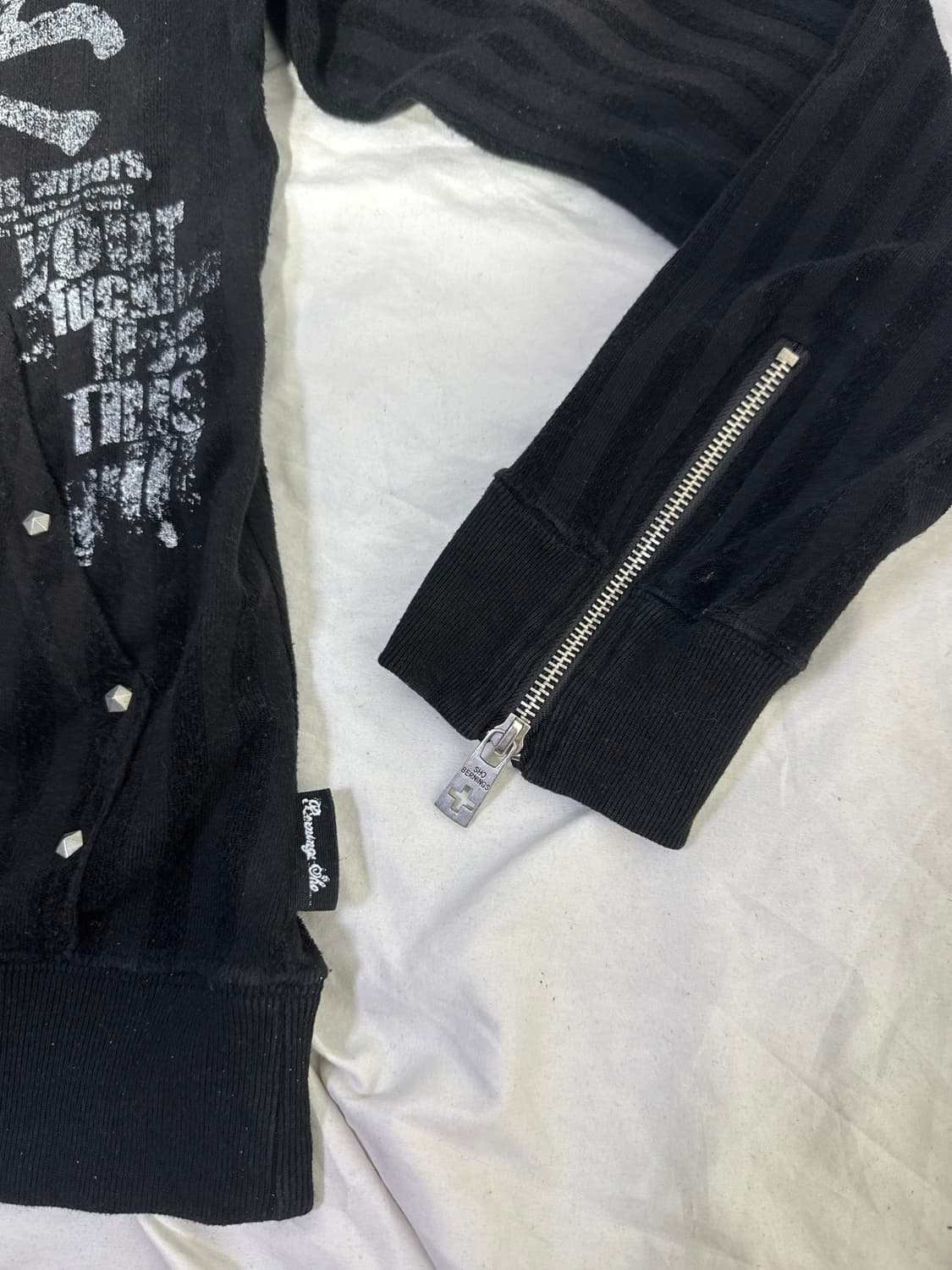 Bernings sho 레터링 스컬 프린트 스터드 후드집업 펑크 y2k 상품이미지7