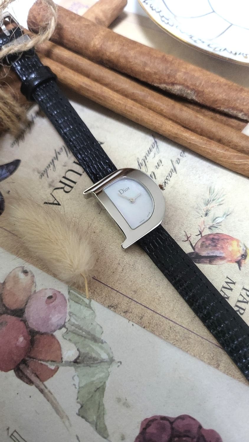 [특가상품] 정품 디올 심플리 디올 쿼츠시계 상품이미지3