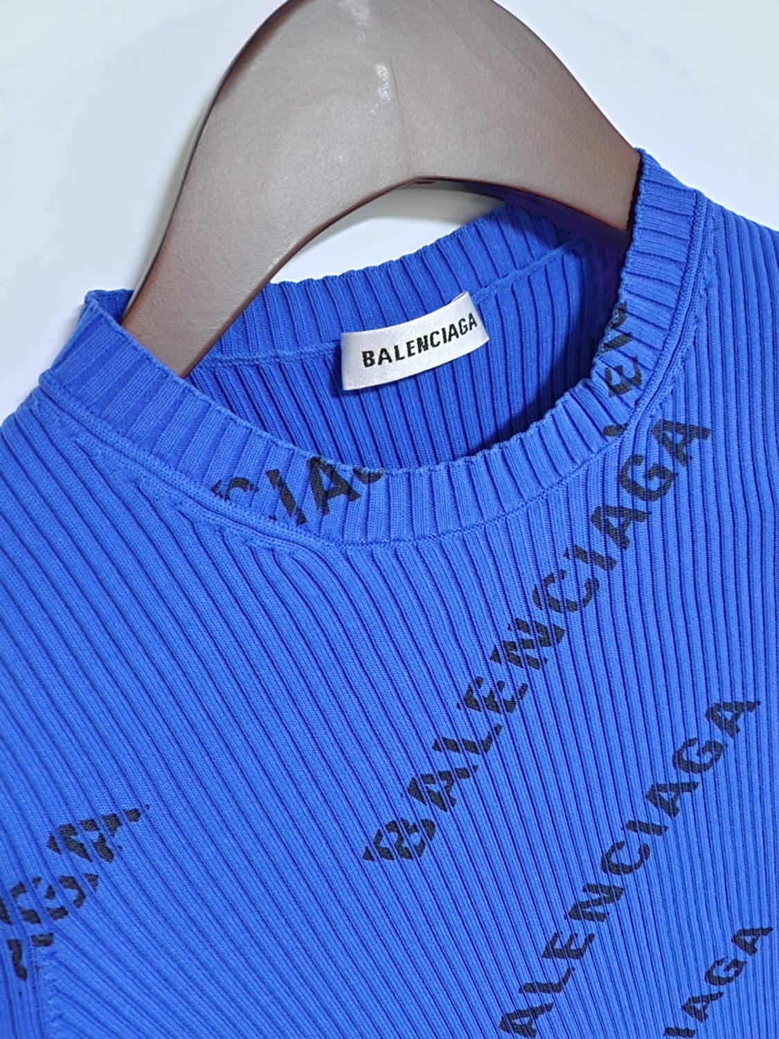 [L] 발렌시아가 블루 멀티로고 골지 여성 니트 555321 T6140 상품이미지3