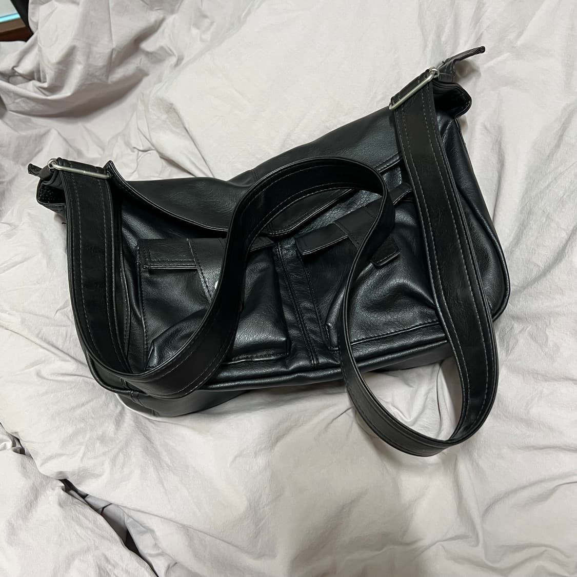 [OS] 비슬로우 카메라백 블랙 상품이미지5