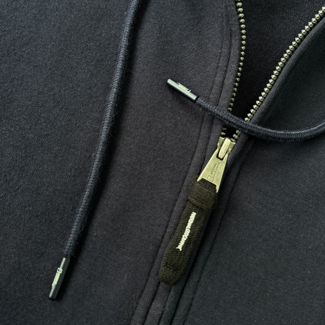 네셔널지오그래픽 네이비 백로고 후드집업 M 상품이미지5