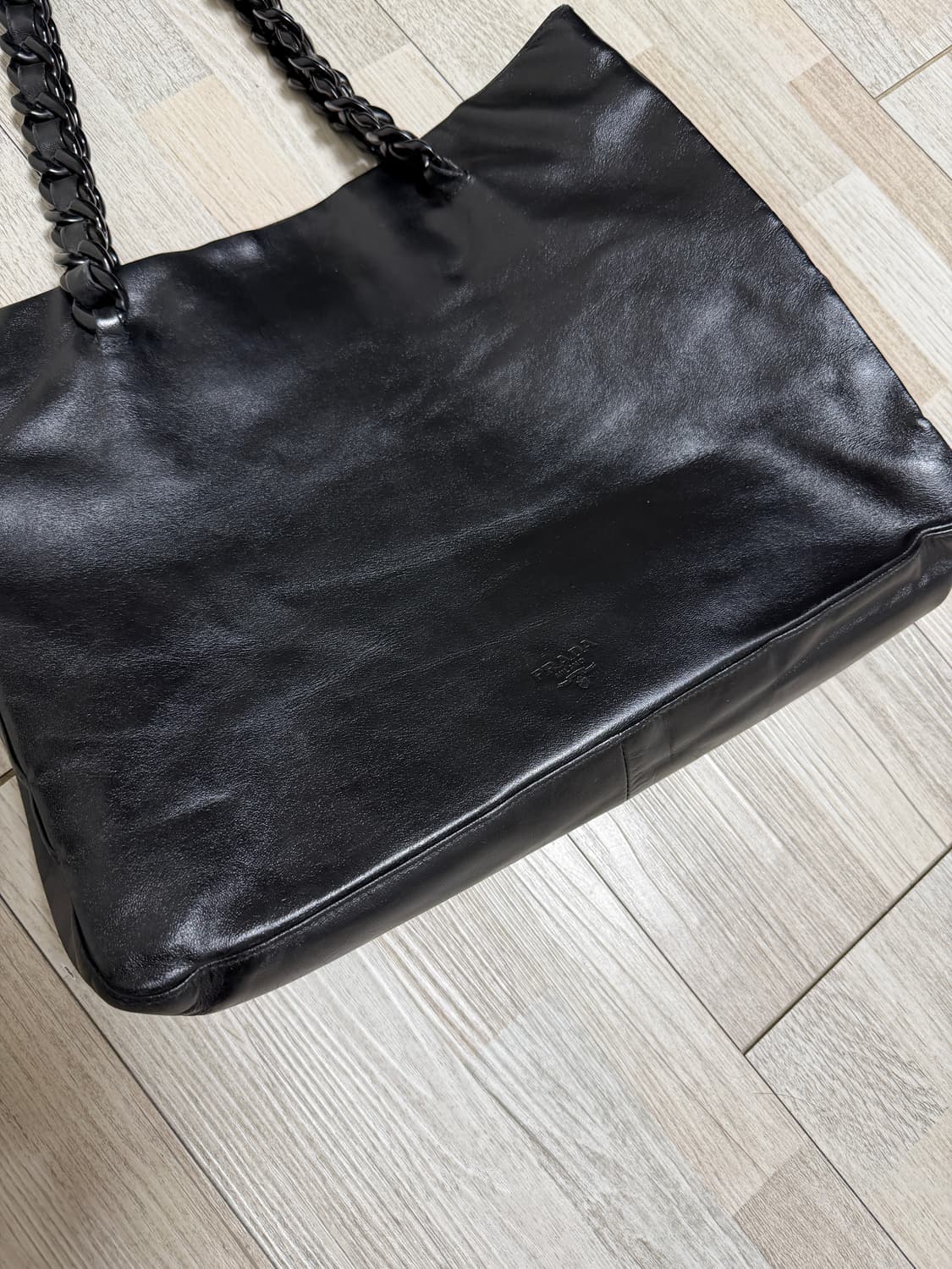 [os] 프라다 체인 레더백  상품이미지3