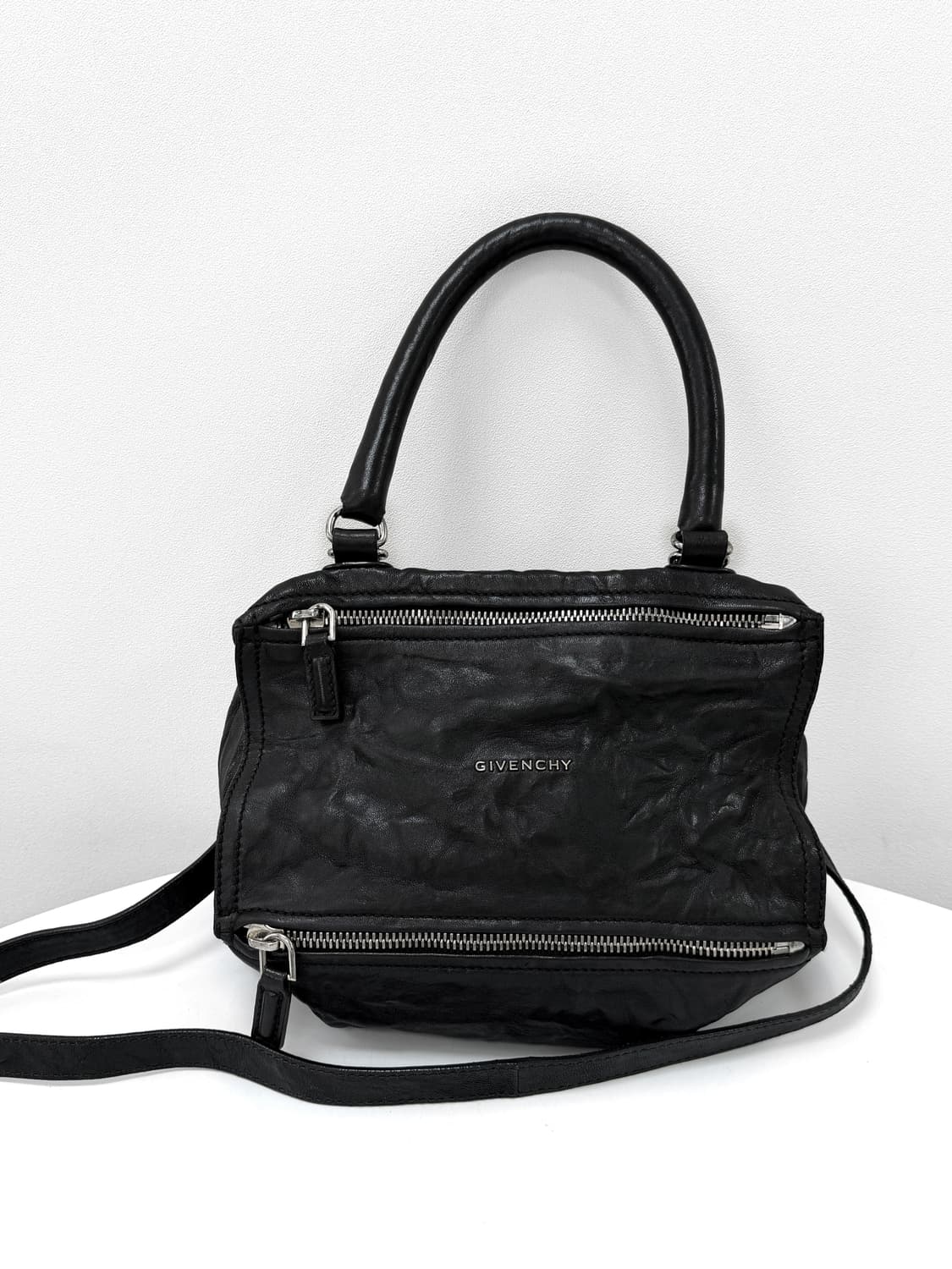 지방시 판도라 페페 링클 레더 숄더백 상품이미지4