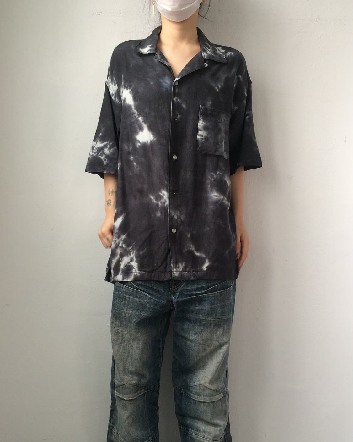 back number Dyed pattern shirt 상품이미지1