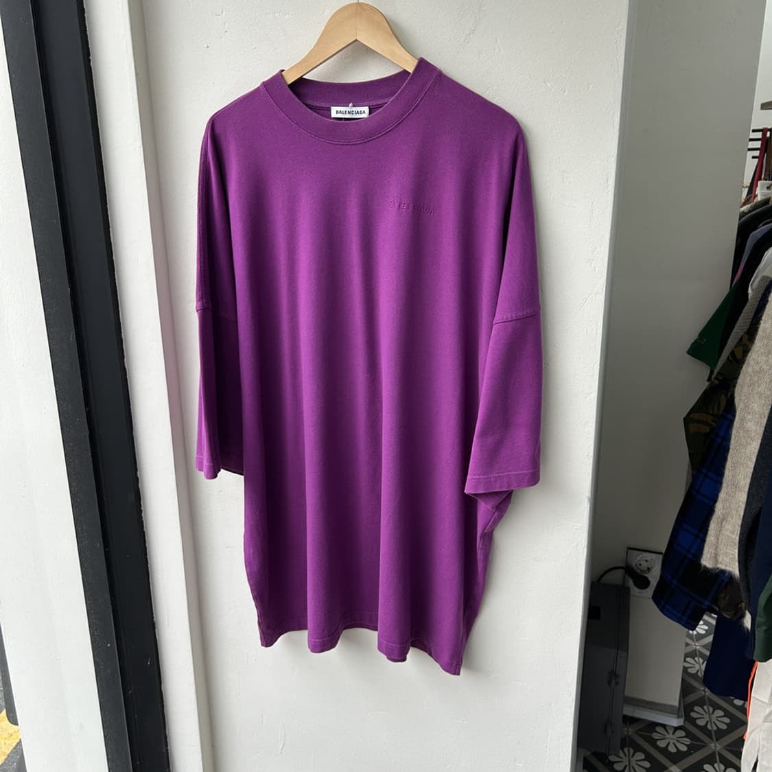 17218 - 18S/S 발렌시아가 백로고 반팔 티셔츠 상품이미지2