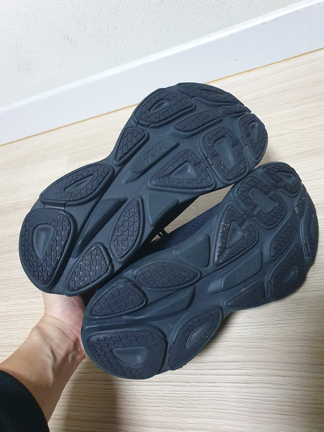 호카 본디8 운동화 270 상품이미지7