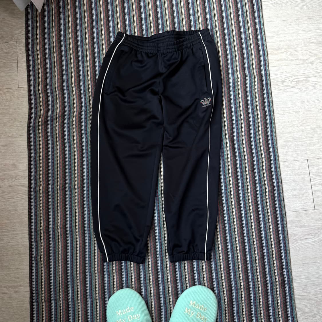 슈프림 크라운 트랙팬츠 상품이미지1