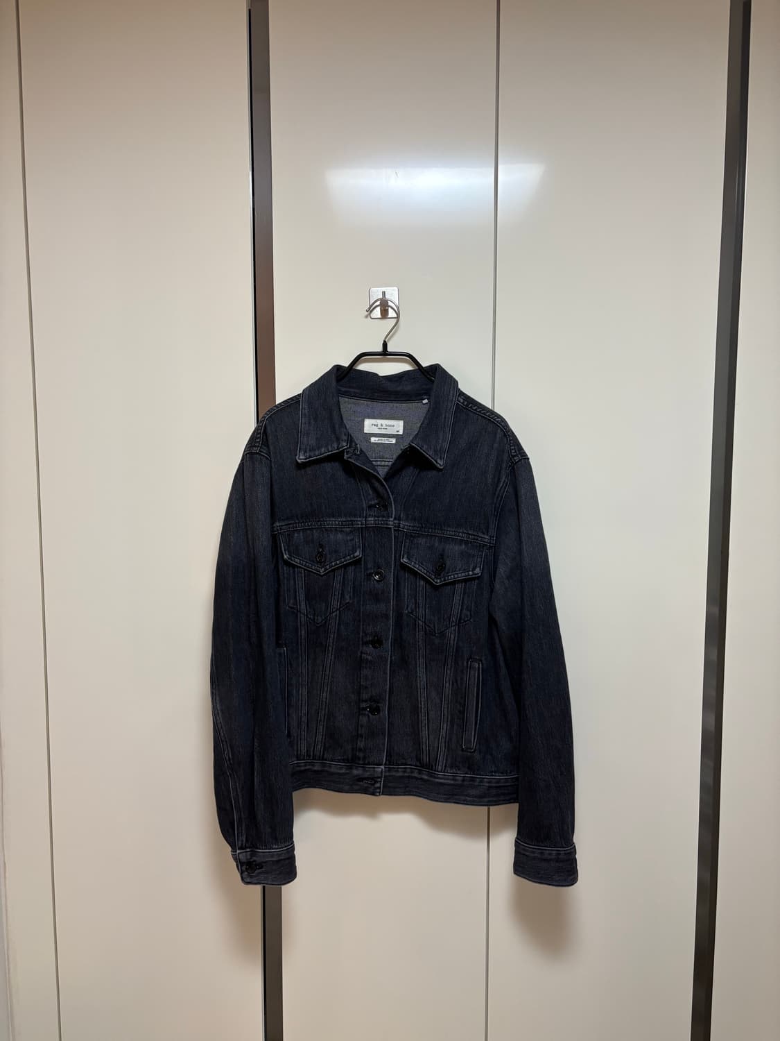 Ragnbone 비이커 랙앤본 흑청 오버사이즈 트러커 데님 자켓 상품이미지3