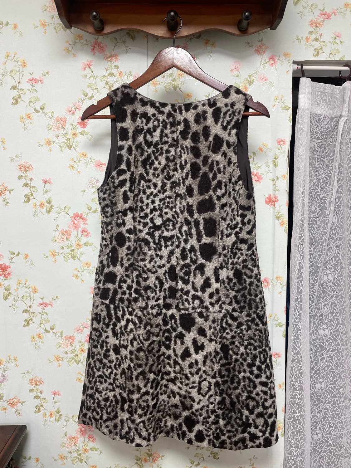 레오파드 브이넥 슬리브리스 원피스 상품이미지2