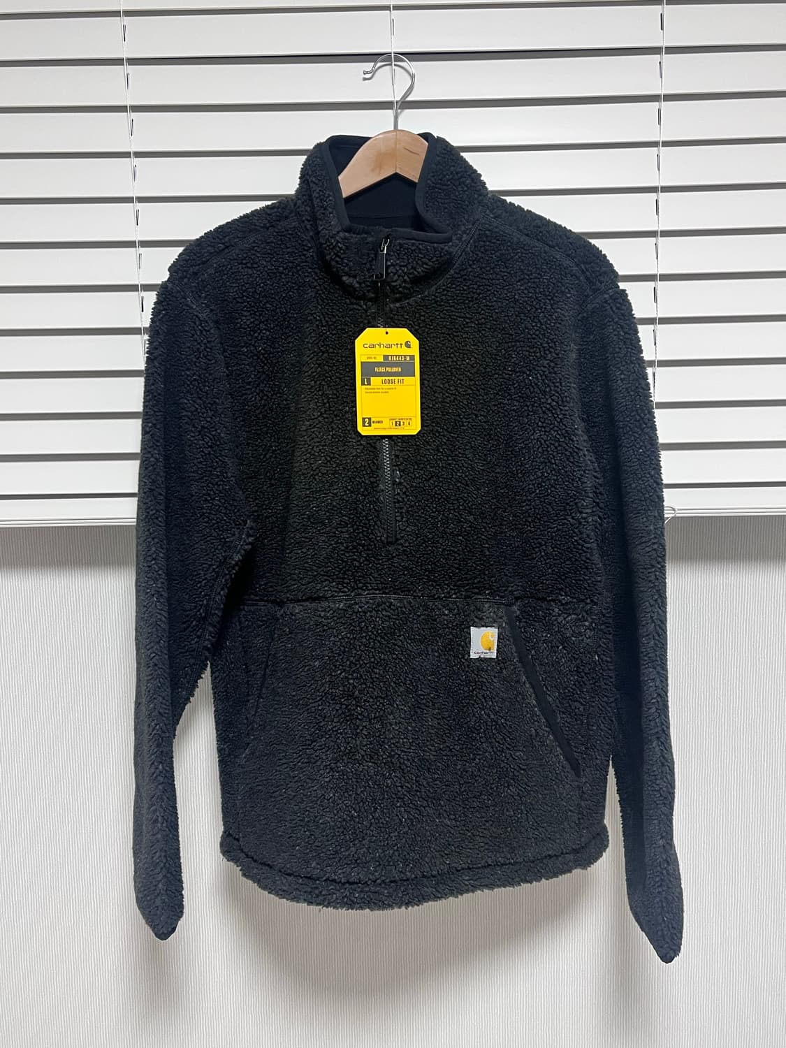 칼하트 106443 후리스 풀오버 블랙/카모 M사이즈 상품이미지1