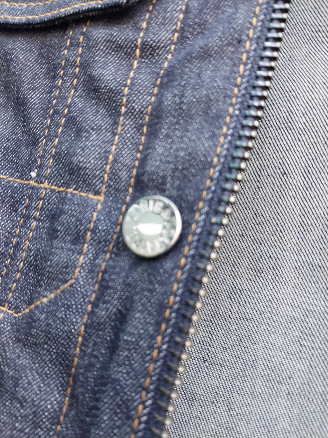 새제품 자딕앤볼테르 스틸와펜 청쟈켓 xs 상품이미지4