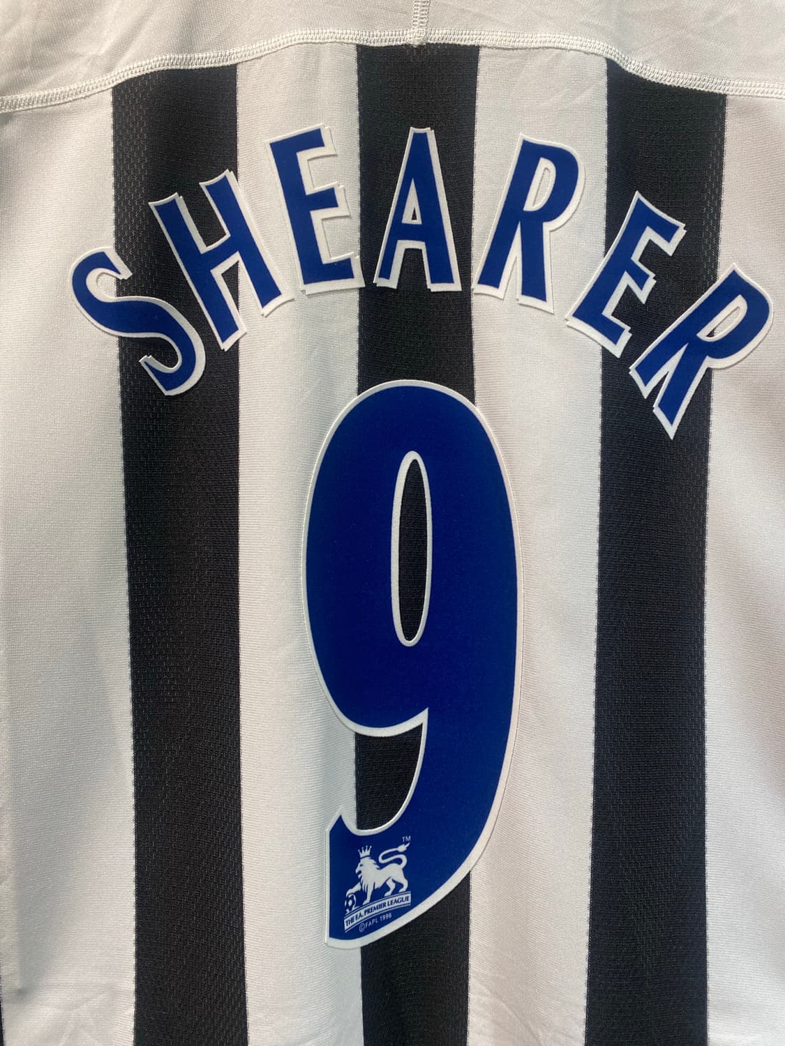 03-05 뉴캐슬 시어러 홈 유니폼 상품이미지8