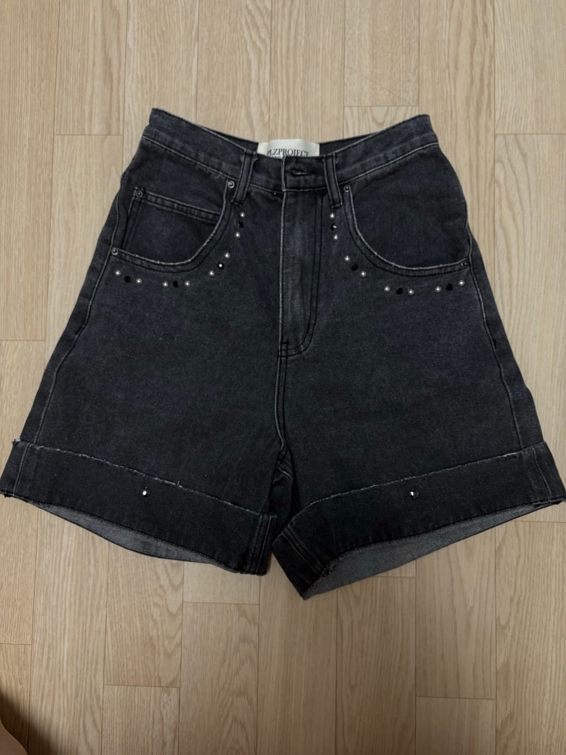 STUD BERMUDA DENIM, DEEP GRAY 상품이미지3