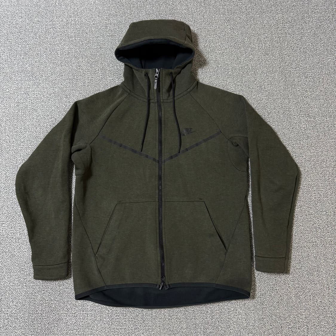 [정가 15만원] 나이키 테크팩 후드집업 L 상품이미지1