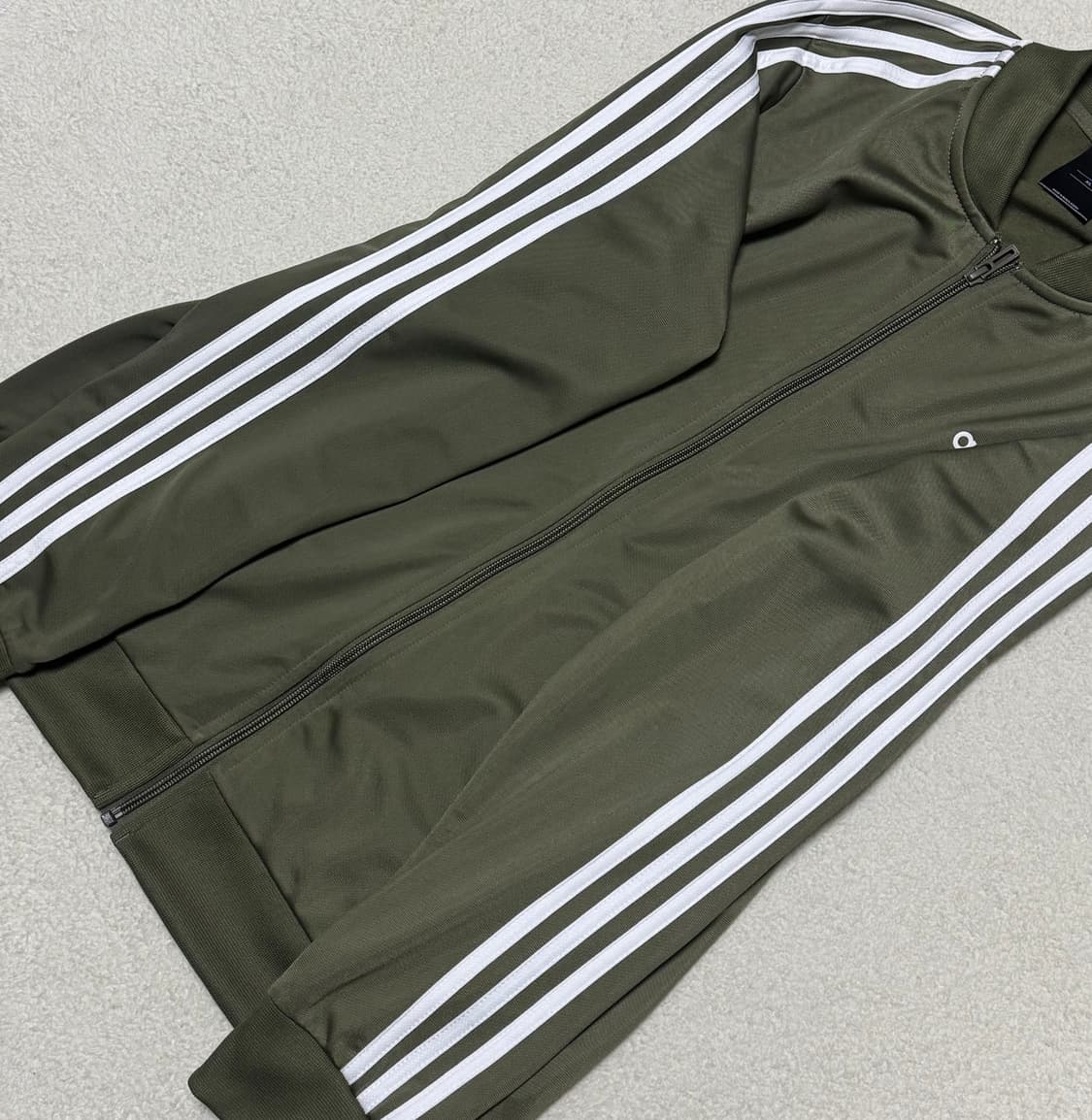 아디다스 카키 져지 상품이미지5