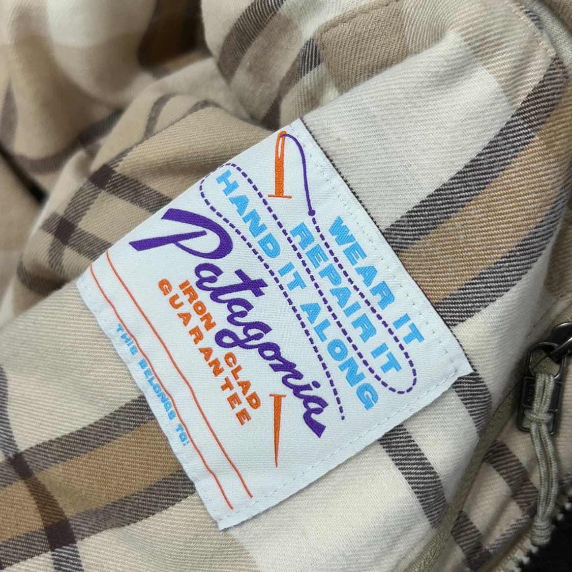 파타고니아 우먼스 코듀로이 다운 패딩(L) 상품이미지5