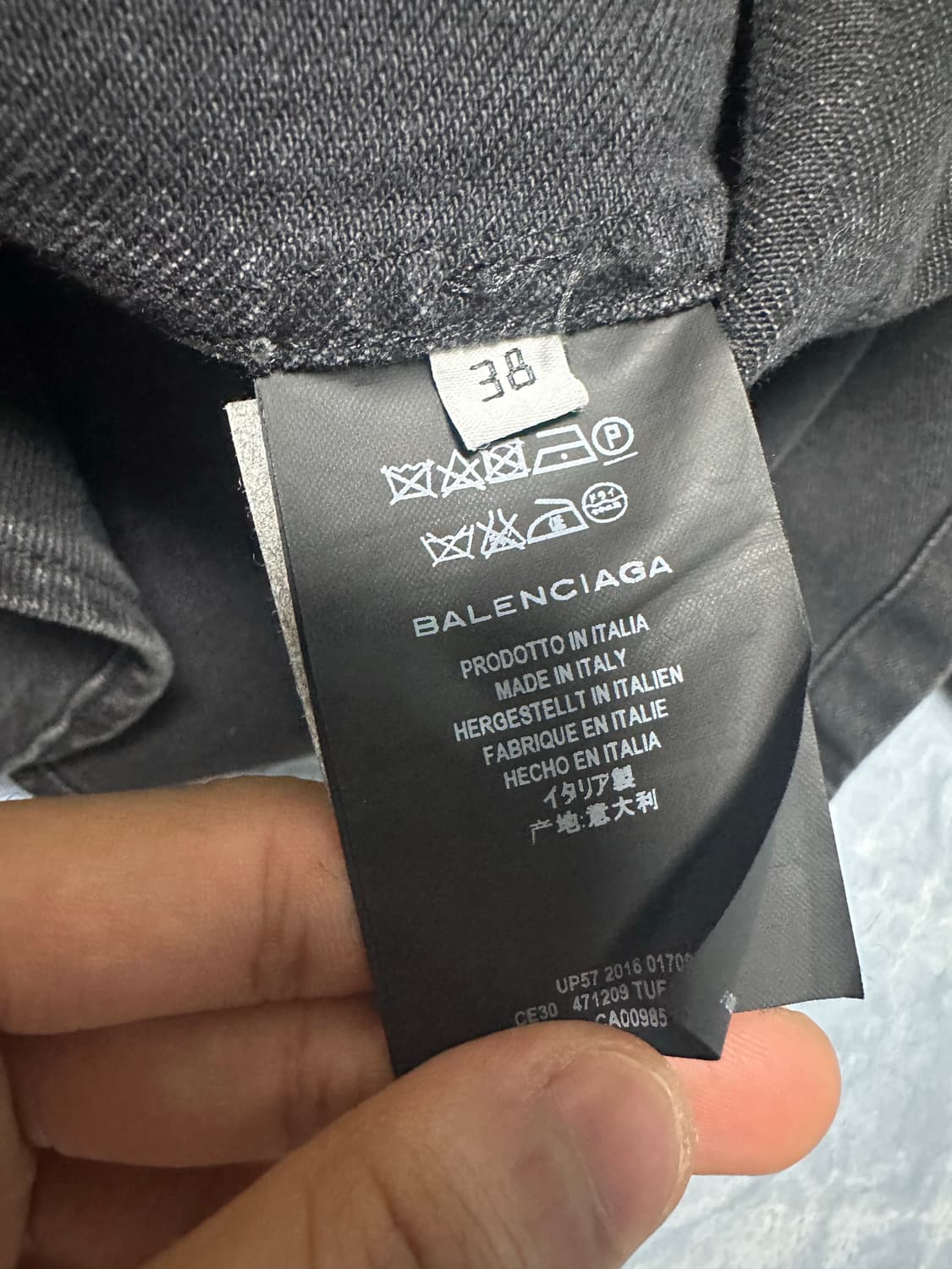 발렌시아가 핀치드 데님 셔츠 상품이미지5