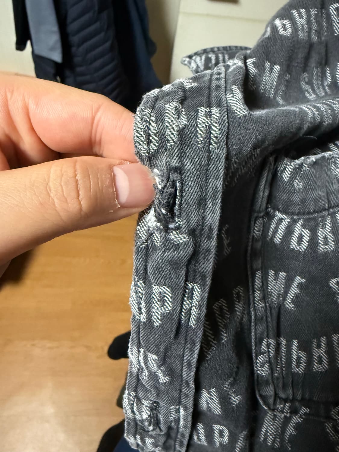 [XL] 슈프림 22ss 아크 자카드 데님셔츠 블랙 상품이미지7