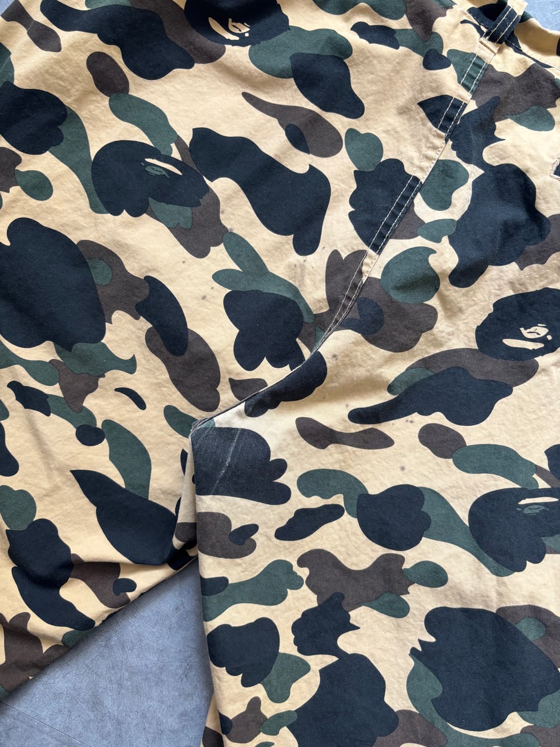 Bape 베이프 황계 카모 와이드 핏 조거 팬츠 상품이미지8