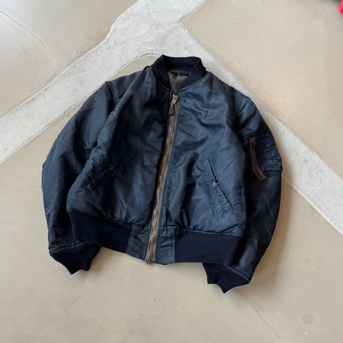 Alpha industries 1966 ma-1 봄버 상품이미지1