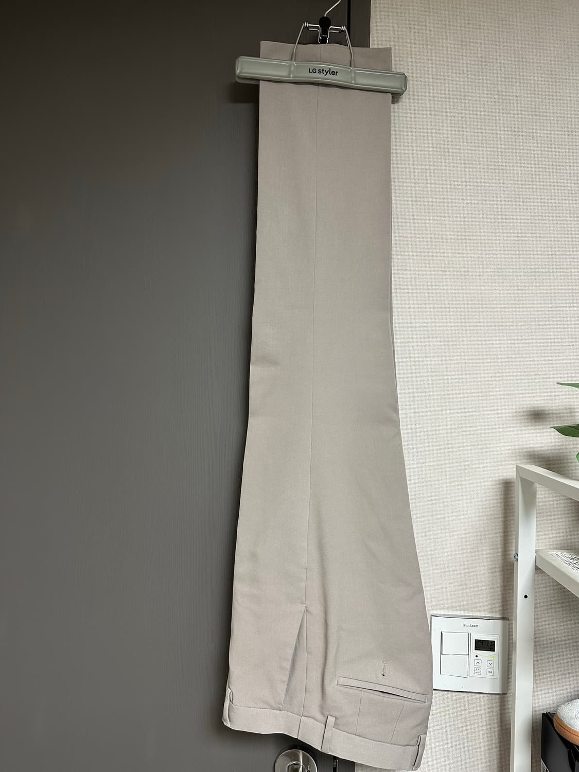 무탠다드 세미와이드슬랙스 30 베이지더스트 상품이미지1