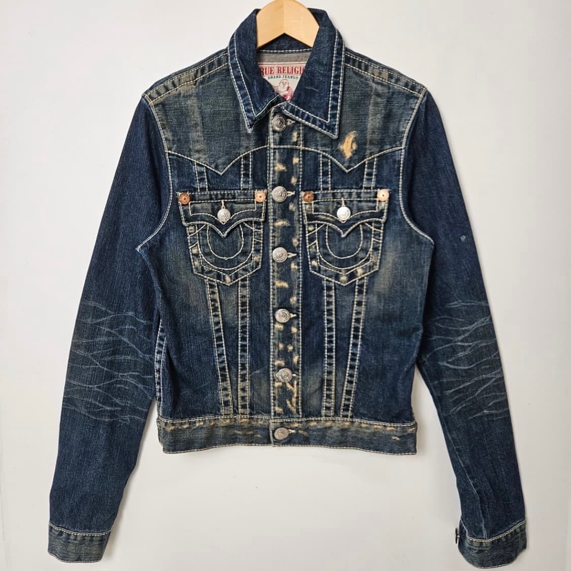 True Religion 트루릴리젼 디스트레스드 Y2K 데님 자켓 상품이미지1