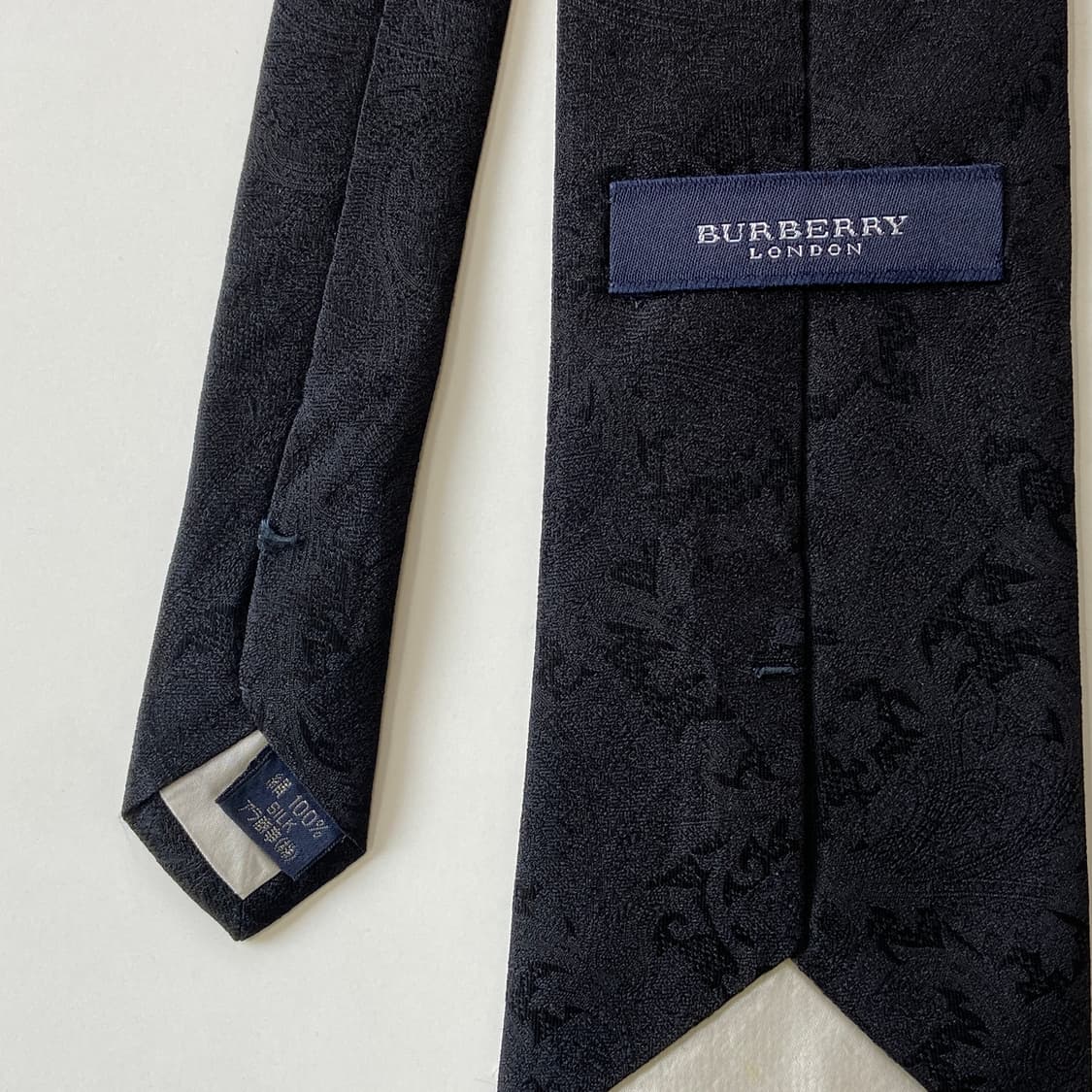버버리 블랙 명품 정품 심플로고 넥타이 (Burberry) 상품이미지6