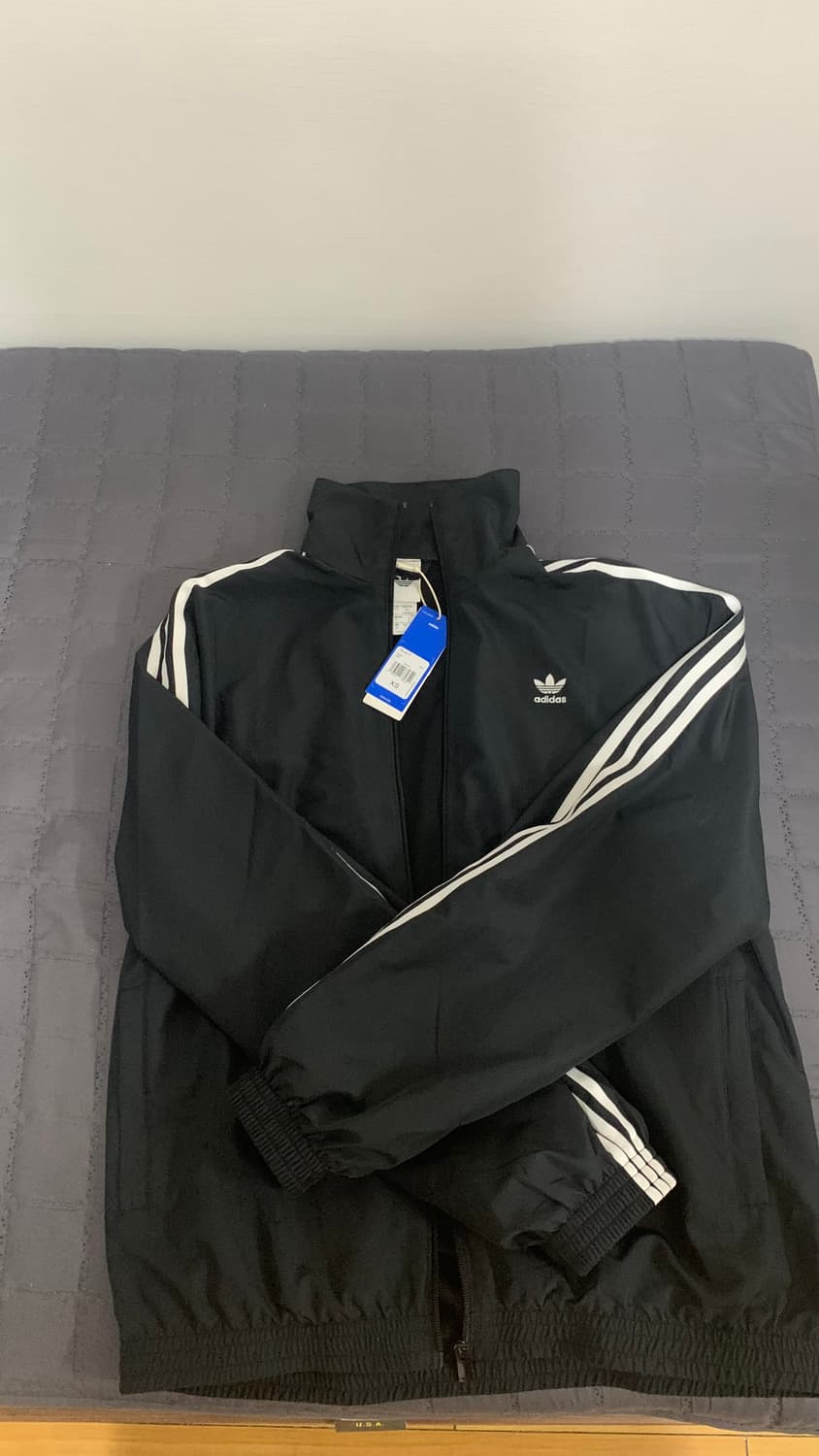 아디다스 아딜레늄 시즌3 (xs) 상품이미지1