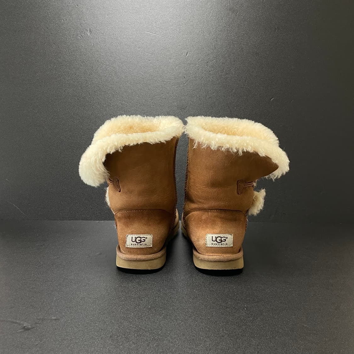 [250] UGG 어그 베일리 버튼 II 상품이미지8