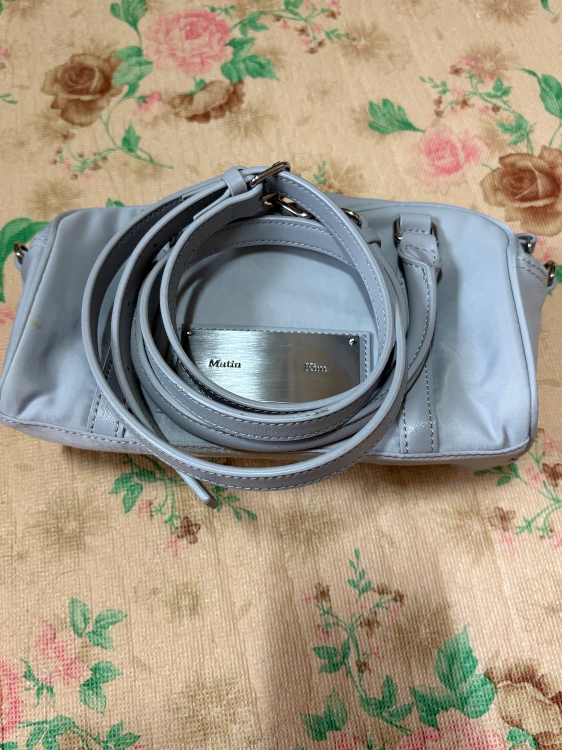 마뗑킴 숄더백 라이트그레이  상품이미지4