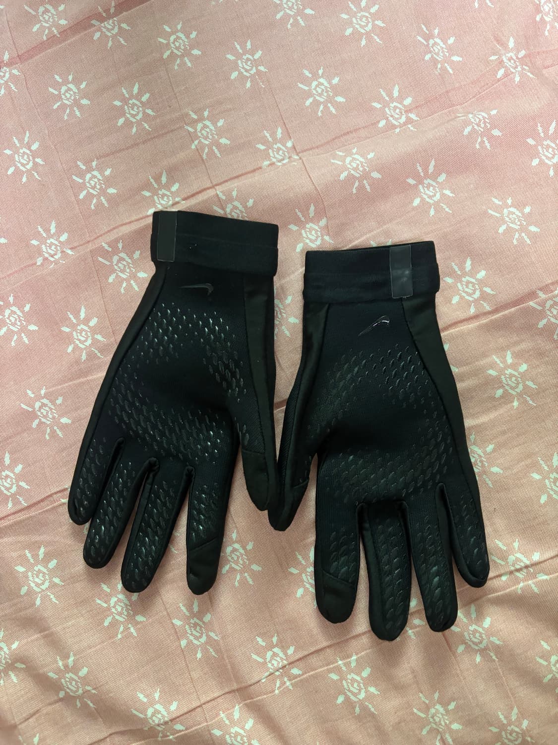 나이키 드라이핏 장갑 M사이즈 새상품 판매 상품이미지1