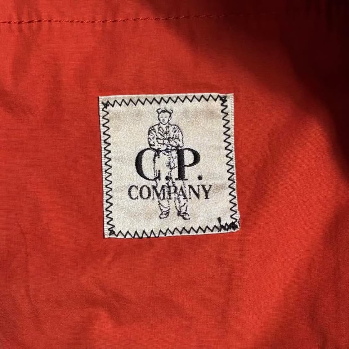 C.P 컴퍼니 오렌지 고글 후드 자켓 상품이미지6