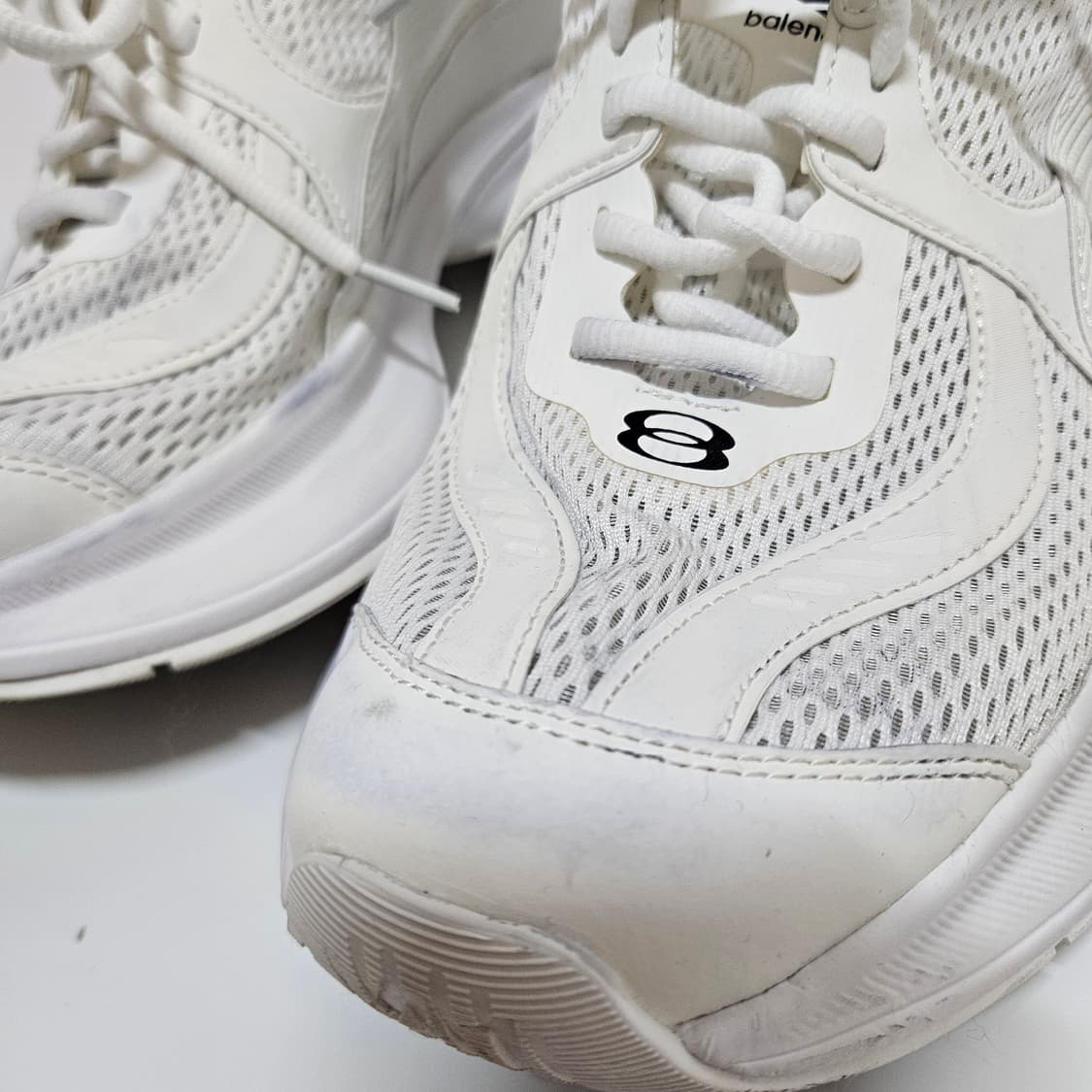 발렌시아가 서킷 화이트 260 상품이미지3