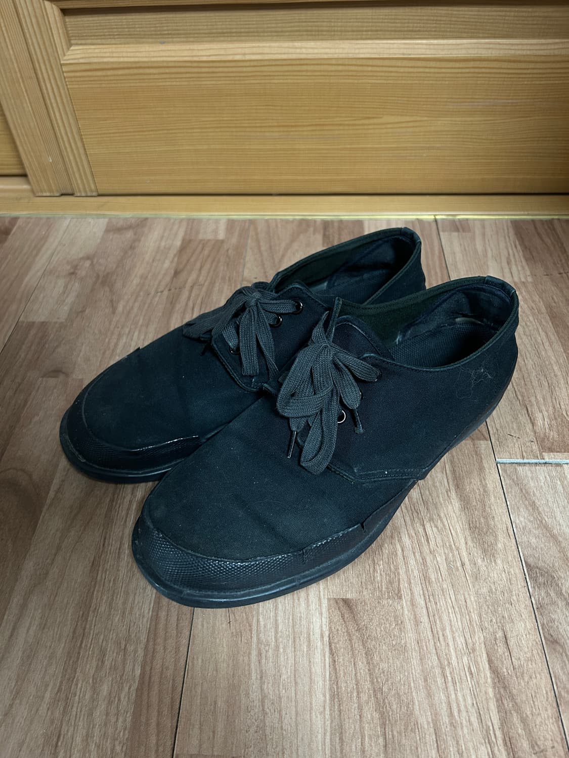 요지 야마모토 캔버스 덱 슈즈 (Black) 상품이미지1