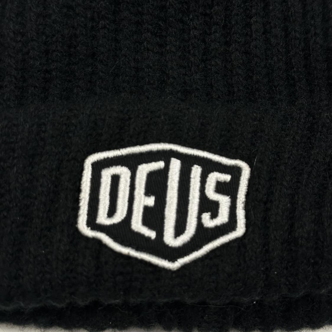 데우스 엑스 마키나 로고 블랙 비니 상품이미지3