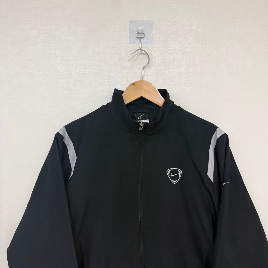 나이키 드라이핏 바람막이L 상품이미지2