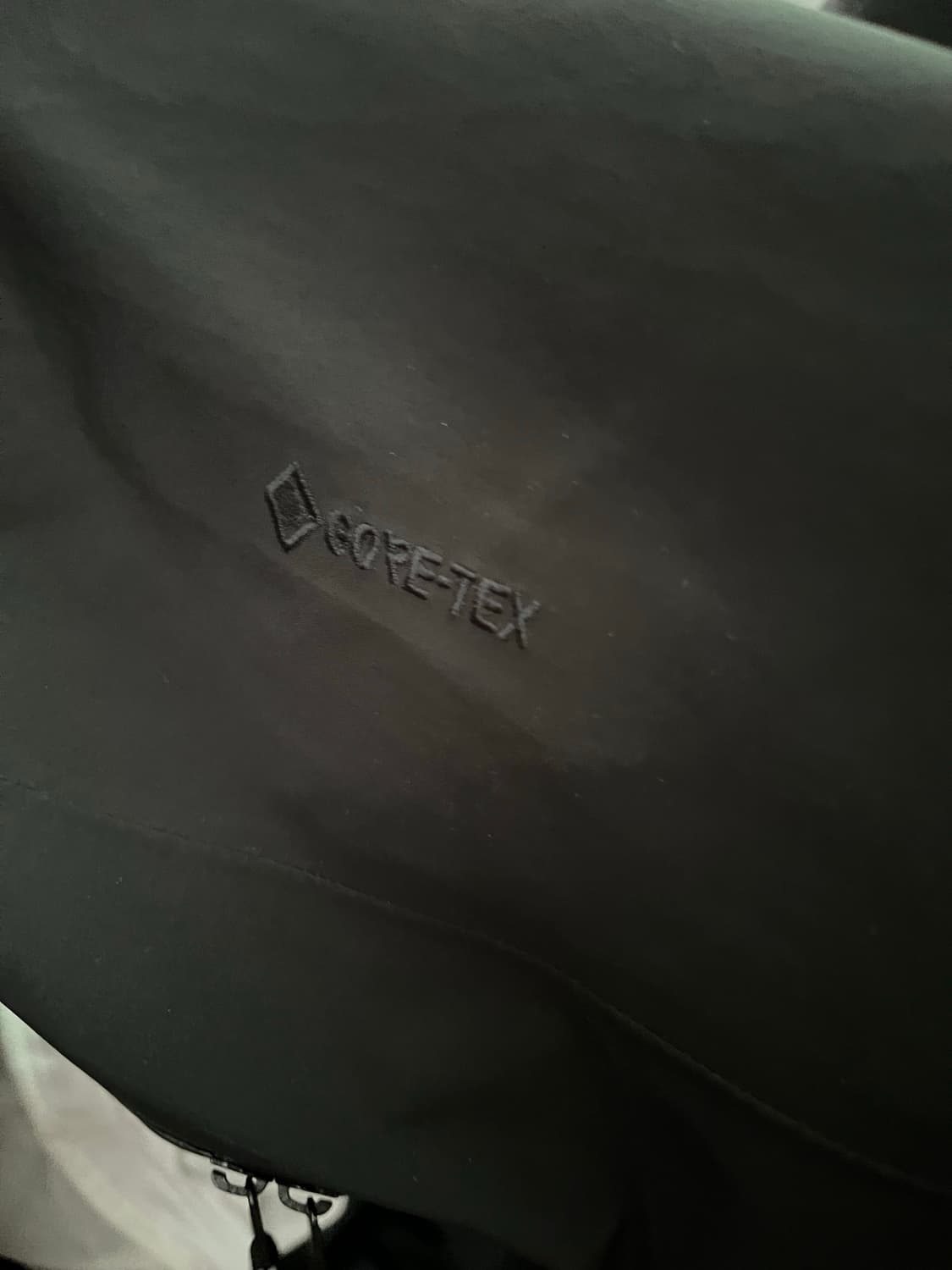 아크테릭스 바람막이 상품이미지8