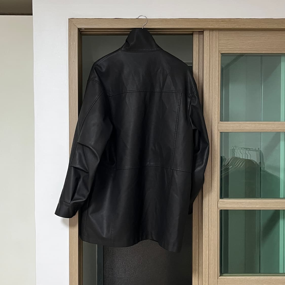 리이리 레더 카코트 블랙 OS 상품이미지2