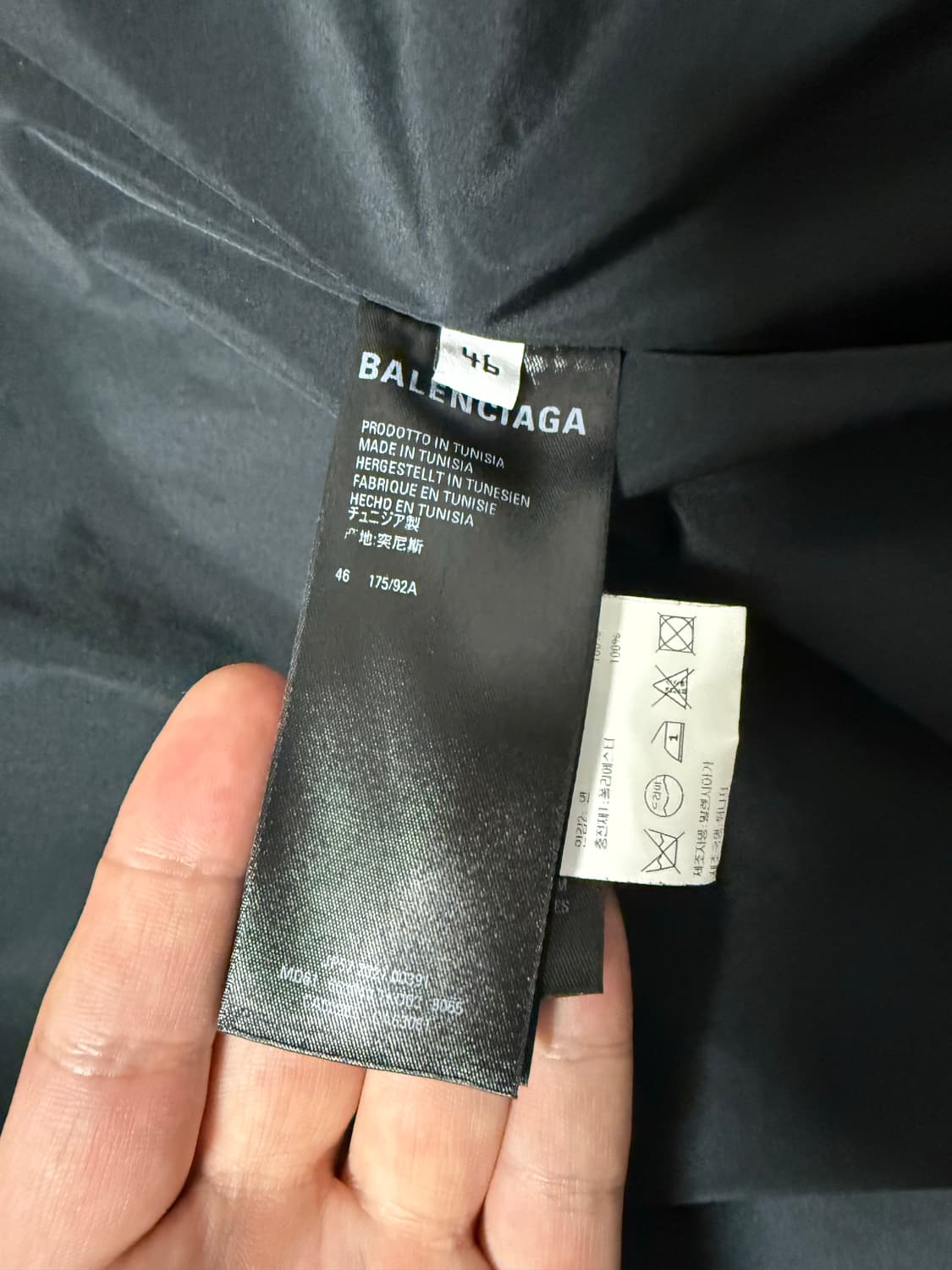 발렌시아가 21fw 블루 나일론 오버사이즈 패딩 상품이미지7