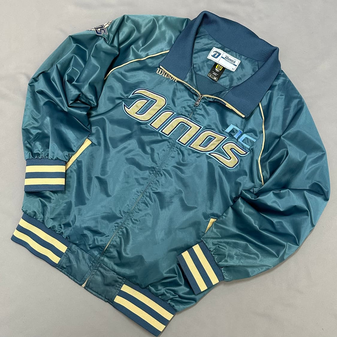 윌슨 NC다이노스 동계점퍼 L 상품이미지3