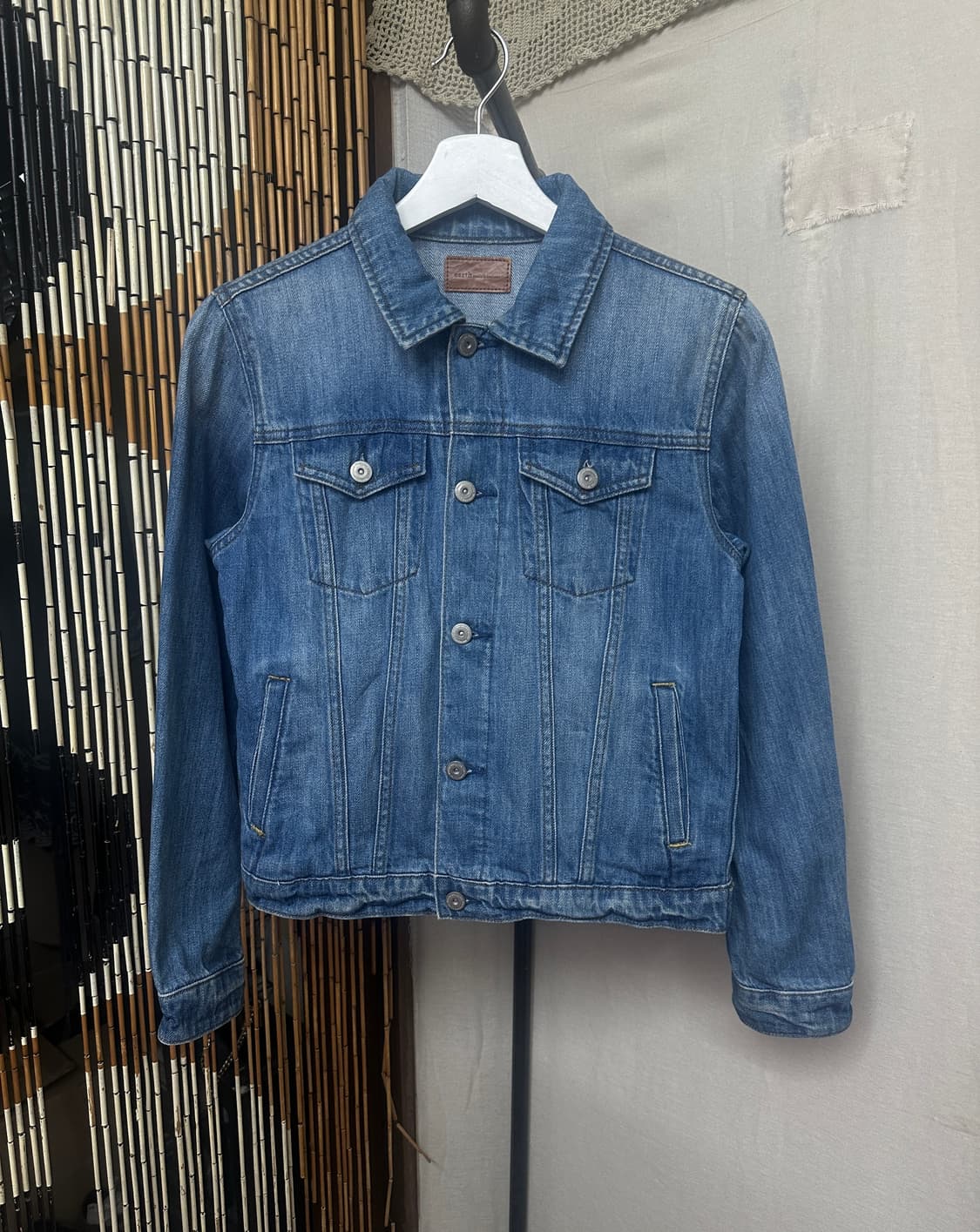 earth music denim jacket 상품이미지1