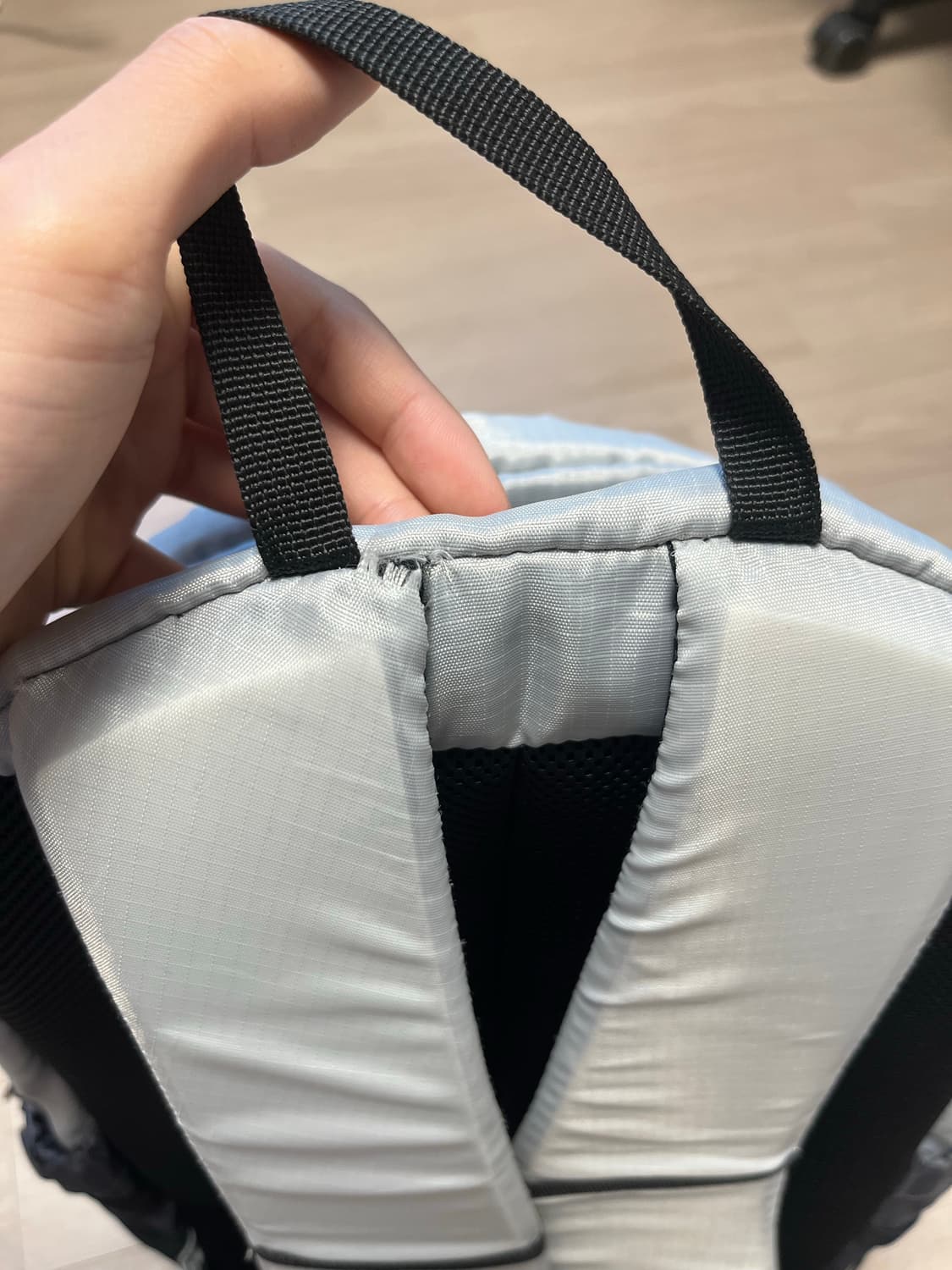 산산기어 스트링 백팩 그레이  상품이미지5