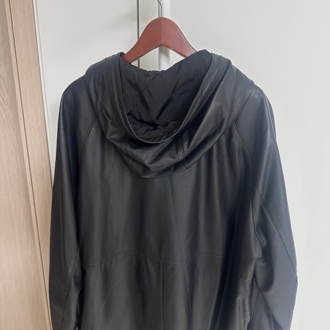 솔리드옴므 램스킨 양가죽 레더 후드 자켓 우영미 상품이미지4