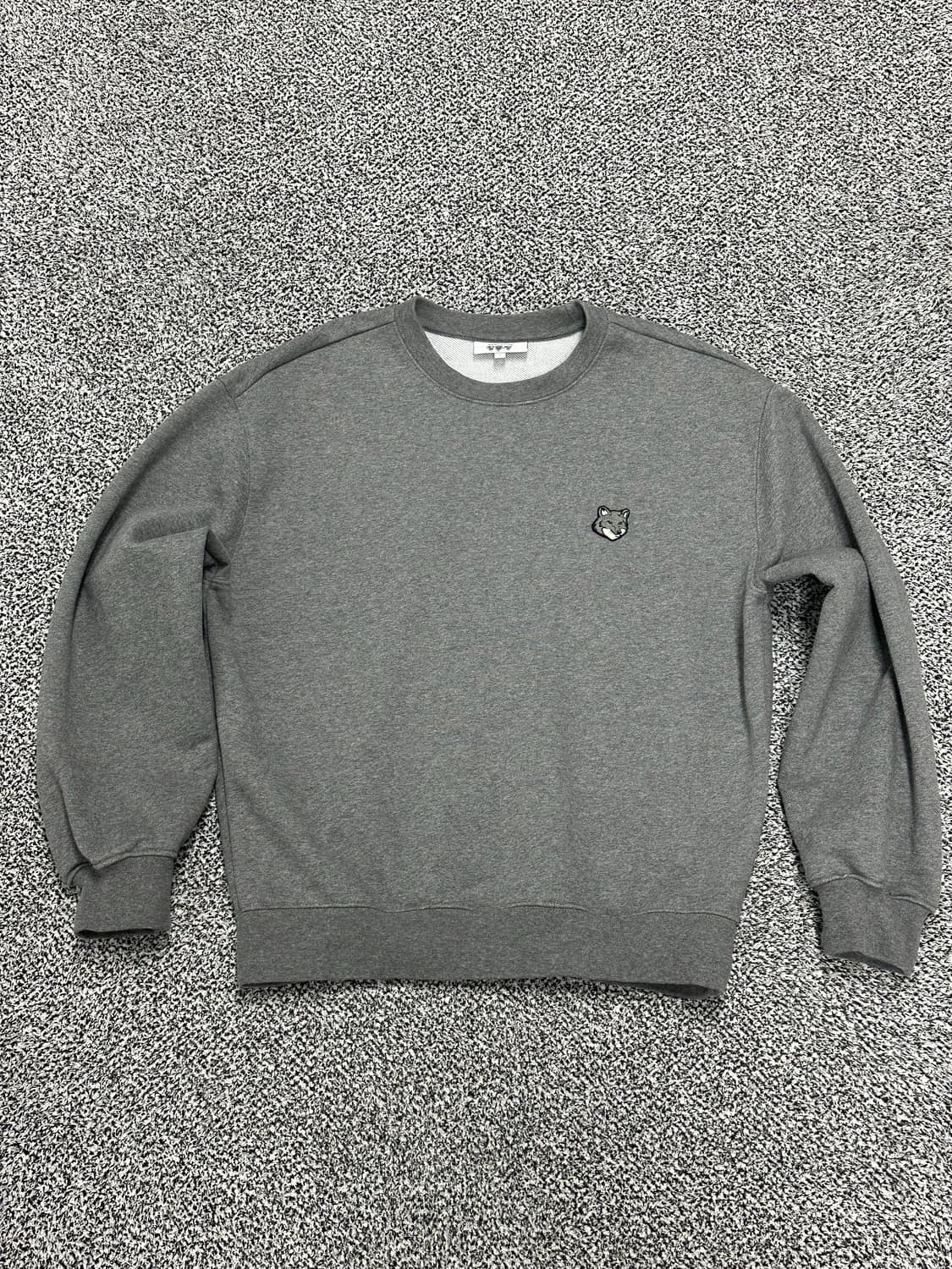 메종키츠네 신형 차콜 맨투맨 상품이미지1