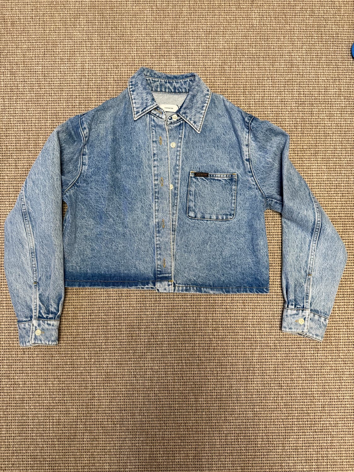 코치 크롭 데님 셔츠 새상품 상품이미지1